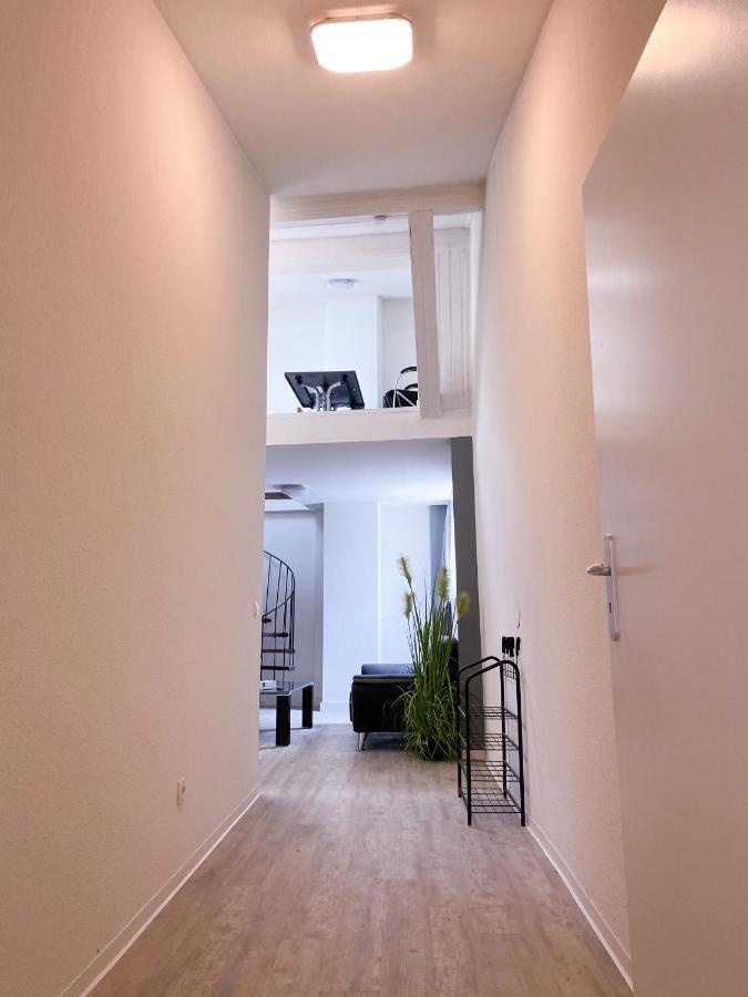 Traumhaftes Privatzimmer In Karlsruhe Bagian luar foto