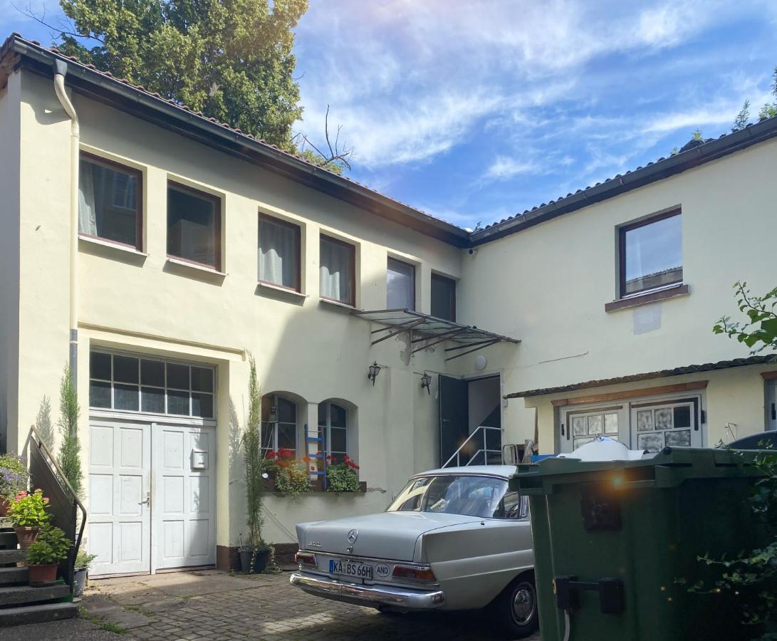 Traumhaftes Privatzimmer In Karlsruhe Bagian luar foto