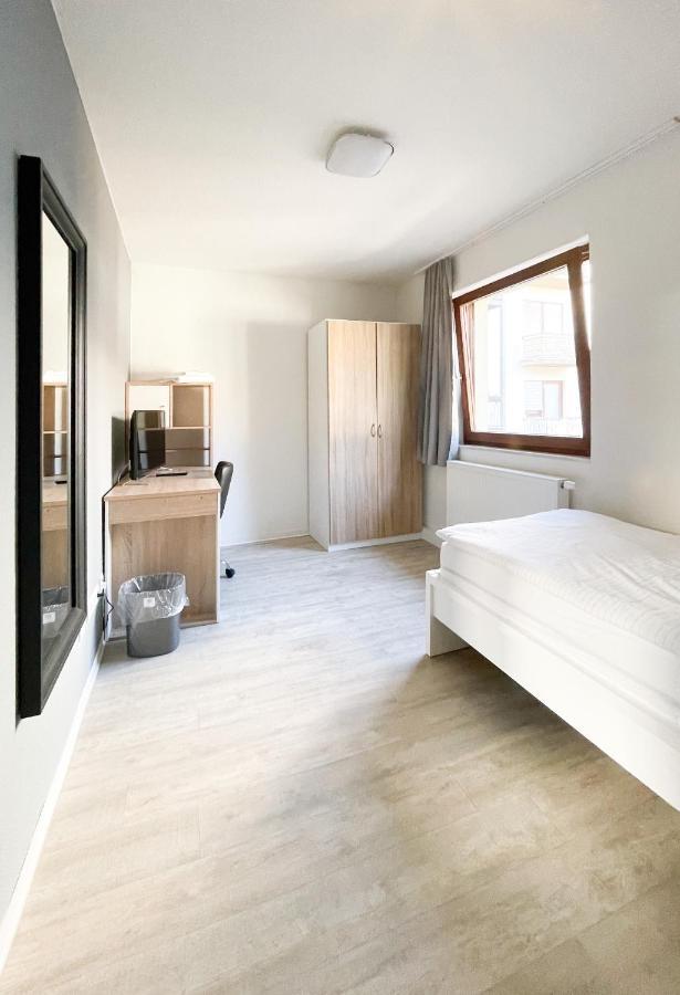 Traumhaftes Privatzimmer In Karlsruhe Bagian luar foto